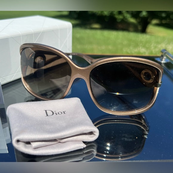 NWT Christian Dior Volute 2 STR Sunglasses 🤎Bronze with Rhinestone Temples 💎🤎 - Picture 2 of 16